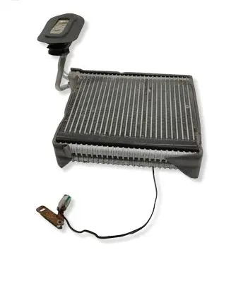 Nissan Qashqai Air conditioning (A/C) radiator (interior) 