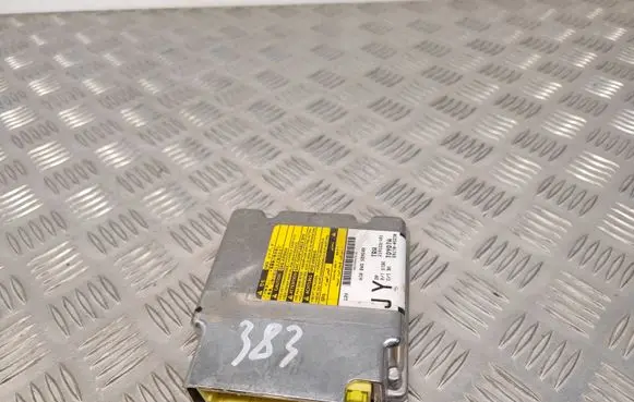 Toyota Avensis T270 Airbag control unit/module 8917005230