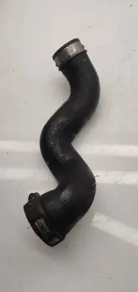 Audi A4 S4 B7 8E 8H Intercooler hose/pipe 8e0142737e