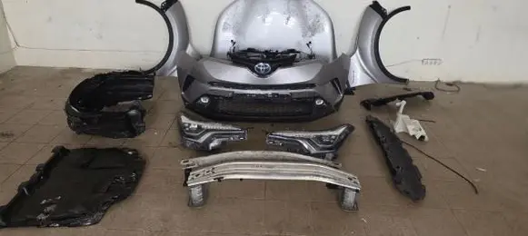 Toyota C-HR I Front piece kit 
