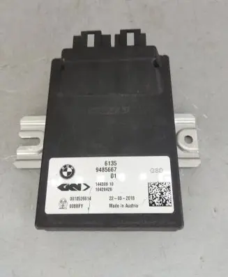 BMW M5 Transfer box differential control unit 9485667 61359485667