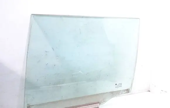 Opel Astra F Rear door window glass As2