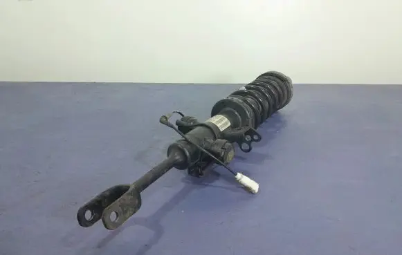 BMW 5 F10 F11 Front shock absorber/damper 6796977
