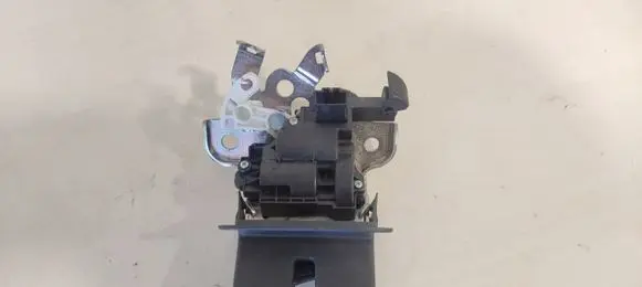 Audi A8 S8 D4 4H Tailgate/trunk/boot lock/catch/latch 4H0827505A