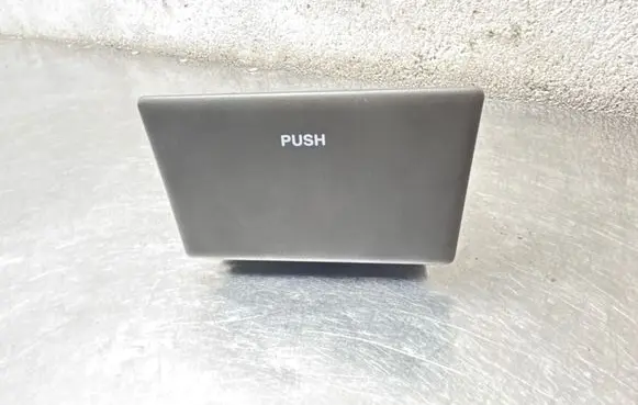 Saab 9-3 Ver1 Car ashtray 4707295