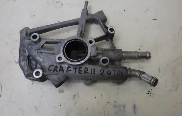Volkswagen Crafter Engine coolant pipe/hose 04L131425E