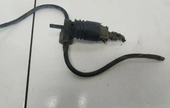 Opel Zafira A Windscreen/windshield washer pump