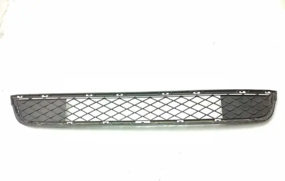 BMW X3 F25 Front bumper lower grill 7210465
