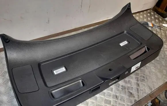 BMW X6 E71 Tailgate/boot cover trim set 51477198623 7198623