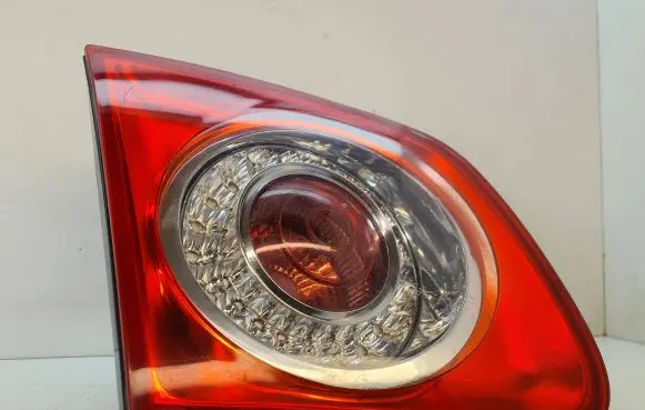 Volkswagen Jetta V Rear/tail lights 1KD945093