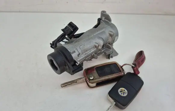 Volkswagen Jetta V Ignition lock 1K0905851B
