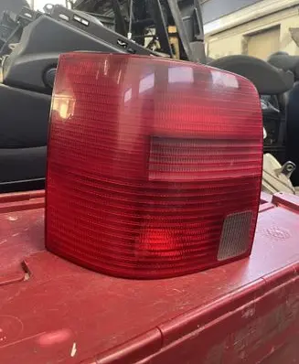 Volkswagen PASSAT B5 Rear/tail lights 3B9945257