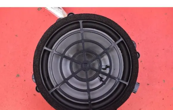 Audi Q7 4L Subwoofer speaker 4L0035415B