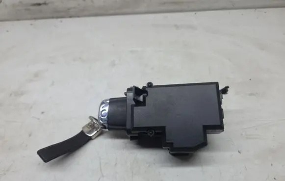 Audi Q5 SQ5 Ignition lock 8K0909131C