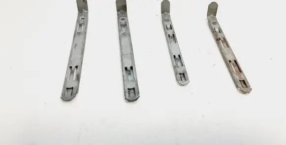 Volvo XC90 Headlight/headlamp mounting bracket 8637182 8637181