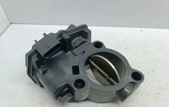 BMW 5 F10 F11 Throttle valve 8512452 13548512452 A2C80221200