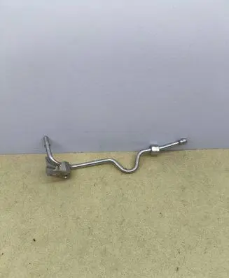 BMW 3 E90 E91 Fuel main line pipe 456198601 00121725