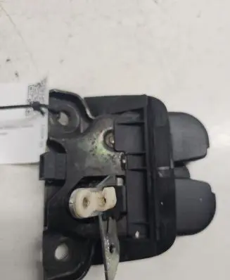 Audi A4 S4 B6 8E 8H Tailgate/trunk/boot lock/catch/latch 8E9827520