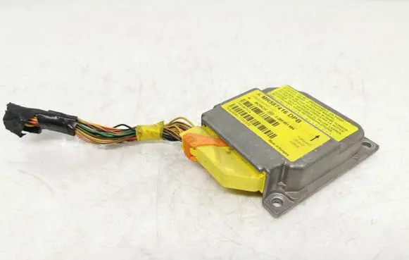 Mitsubishi Colt Airbag control unit/module MR587416 0285001684 PmR587416