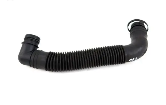 Volkswagen Golf IV Air intake hose/pipe 1J0131128