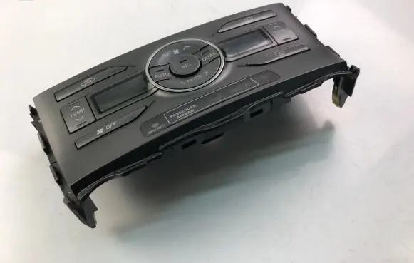Toyota Auris 150 Interior fan control switch 5590002220