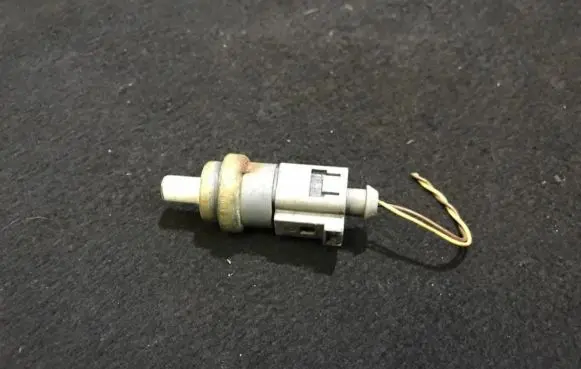 Seat Alhambra (Mk1) Coolant temperature sensor 06A819501A