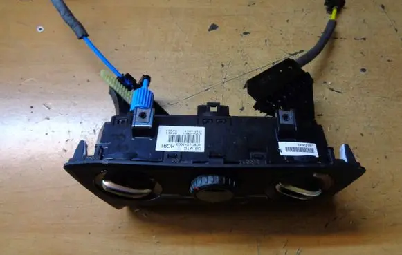 Hyundai i20 (GB IB) Climate control unit HC911C40003 97250C8911 C500ALELB