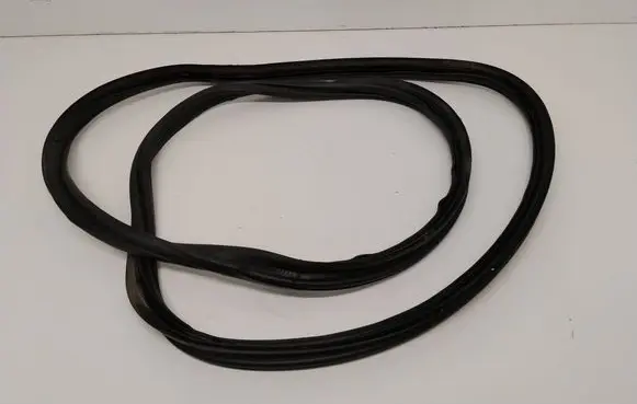 Volvo S90, V90 Trunk rubber seal (body) 
