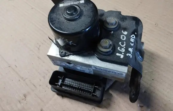 Jeep Grand Cherokee (WK) ABS Pump 00009332D1