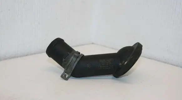 Volkswagen Sharan Engine coolant pipe/hose 06A121121C 038121121D
