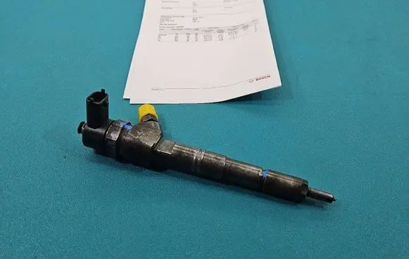 Opel Vectra C Fuel injector 0445110159 IMPRK1469407