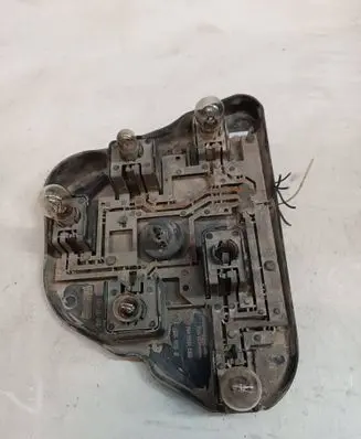 BMW 5 E39 Tail light bulb cover holder 9364