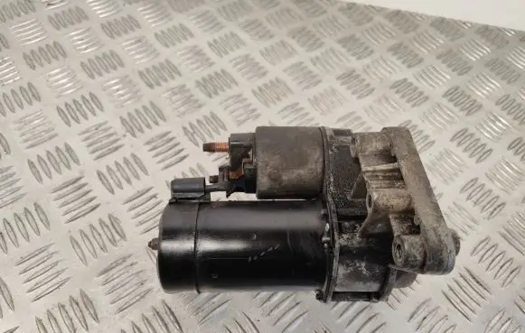 Peugeot 5008 Starter motor 14L4
