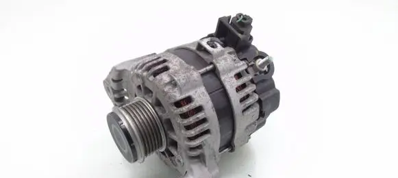 Hyundai i30 Generator/alternator 37300-04950