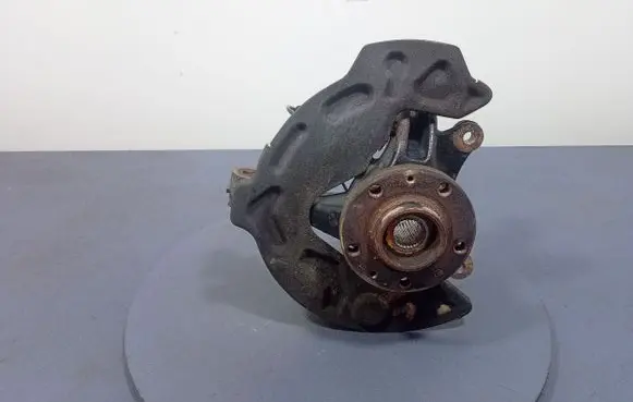 Peugeot 508 RXH Front wheel hub spindle knuckle
