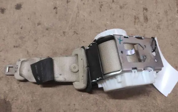 Jaguar XF Rear seatbelt 8X23F600A38 34031202