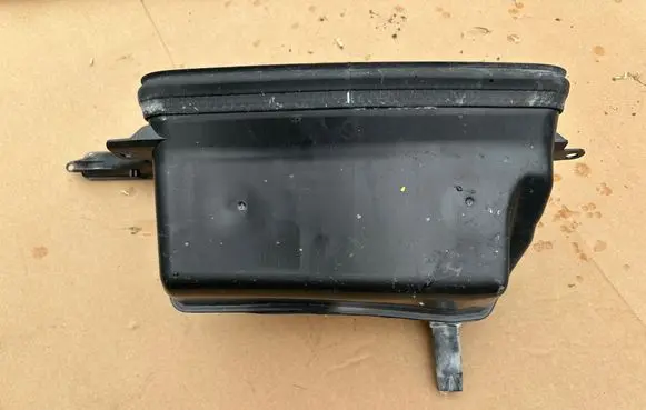 Volkswagen ID. Buzz Air micro filter air duct channel part 1T3815215C
