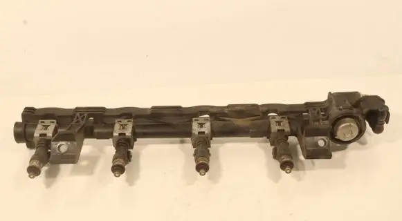 Ford Fiesta Fuel main line pipe 120126B