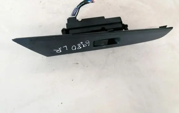 Mazda 3 I Electric window control switch bp4l66380