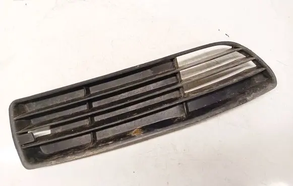 Audi A4 S4 B5 8D Front bumper lower grill 