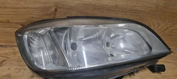 Opel Zafira A Headlight/headlamp 89100055