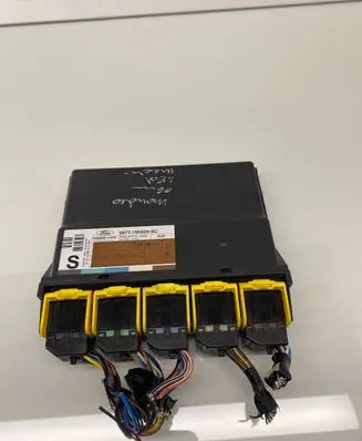 Ford Mondeo Mk III Comfort/convenience module 3S7T15K600SC 5WK48751G
