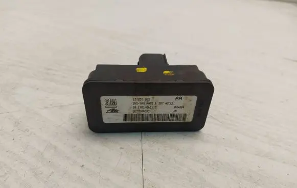 Opel Zafira B ESP acceleration yaw rate sensor 13257072 GE77K04003 10170106313