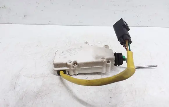 Seat Alhambra (Mk1) Fuel tank cap lock 7M0959775C