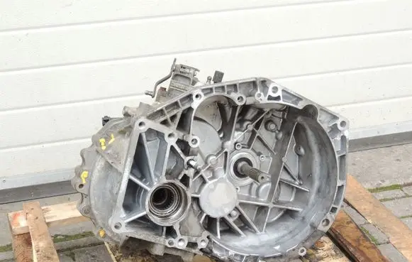Suzuki SX4 S-Cross Manual 6 speed gearbox ZND 026A