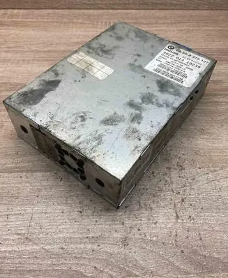 BMW 7 E38 GPS navigation control unit/module 8375127 22SY410