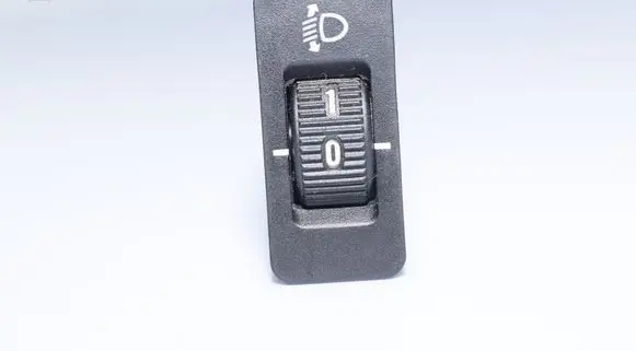 BMW 5 E39 Headlight level height control switch 8360460