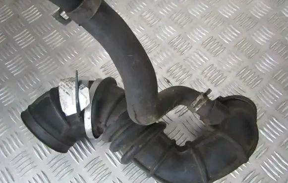 Ford Mondeo MK II Air intake hose/pipe 97BB9C623AC 97BB-9C623-AC