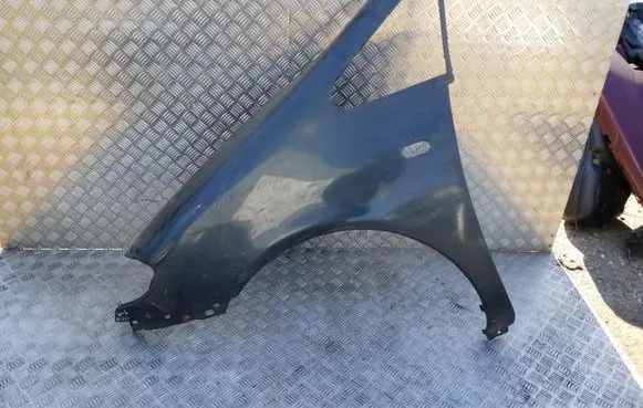 Ford Galaxy Fender