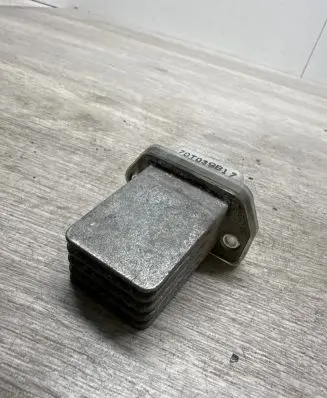 Nissan Patrol Y61 Heater blower motor/fan resistor 70T039B17